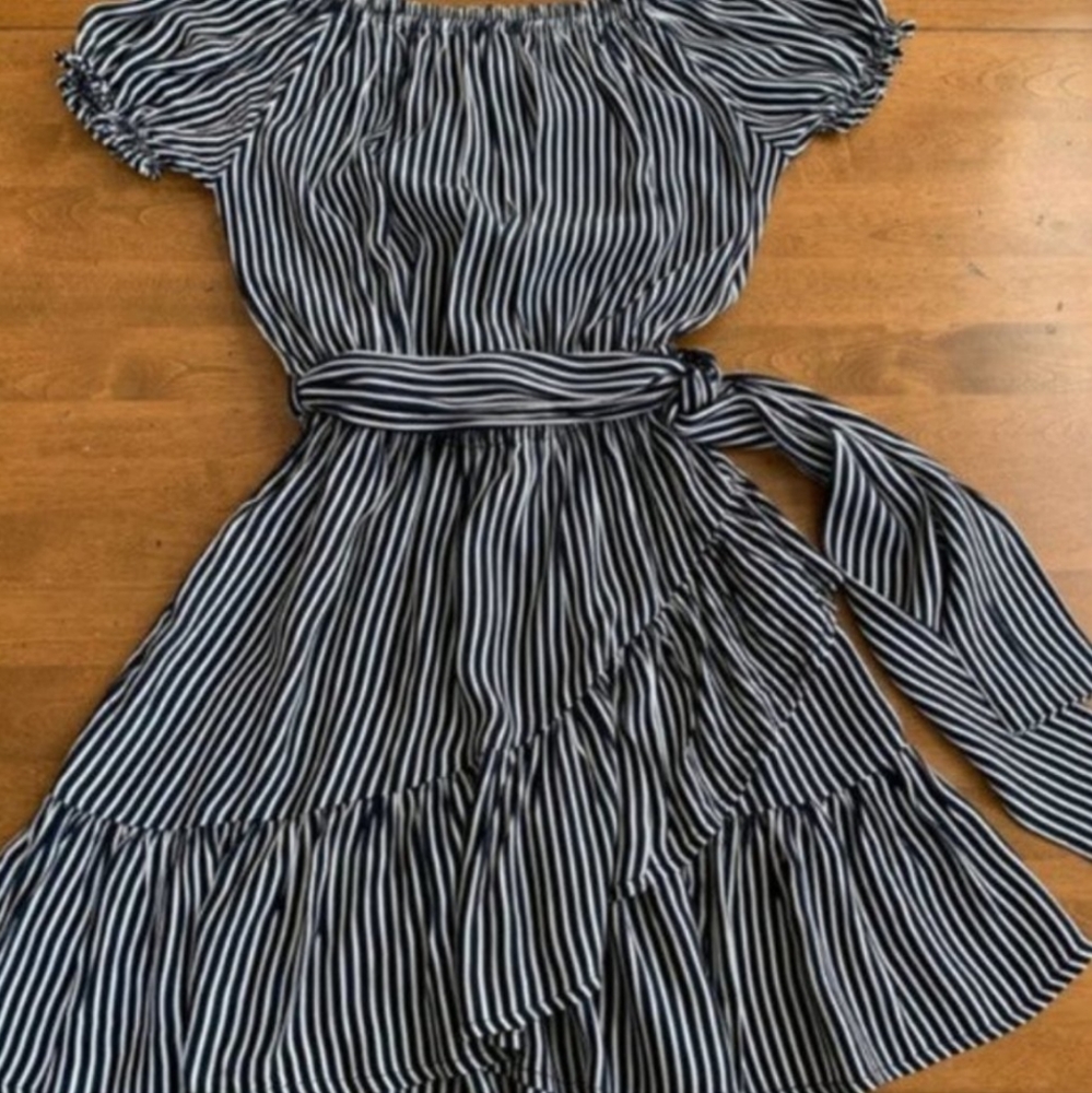 Faithful the Brand Off the Shoulder Dress - Picture 3 of 9